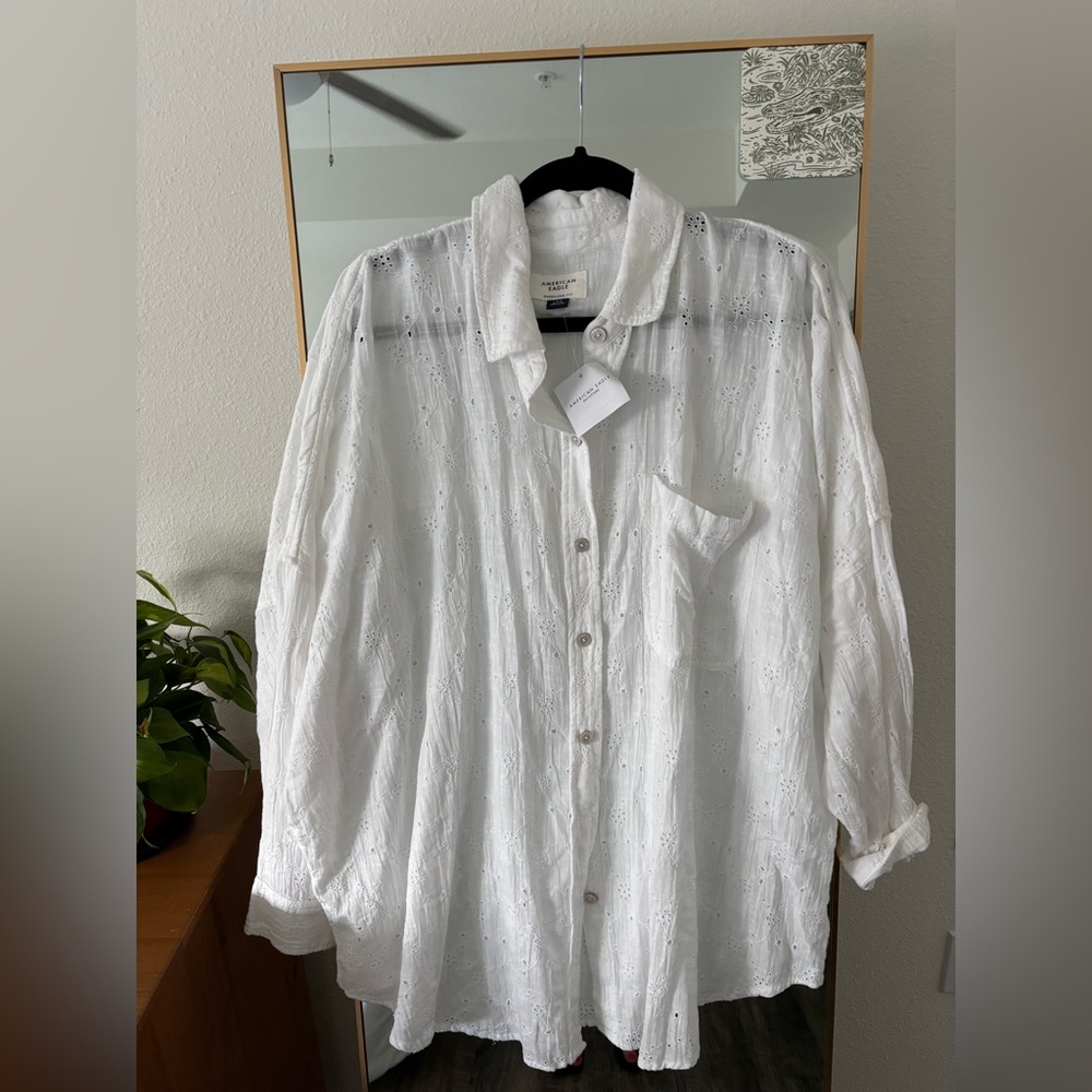 NWT AE Eyelet Oversized Button Down